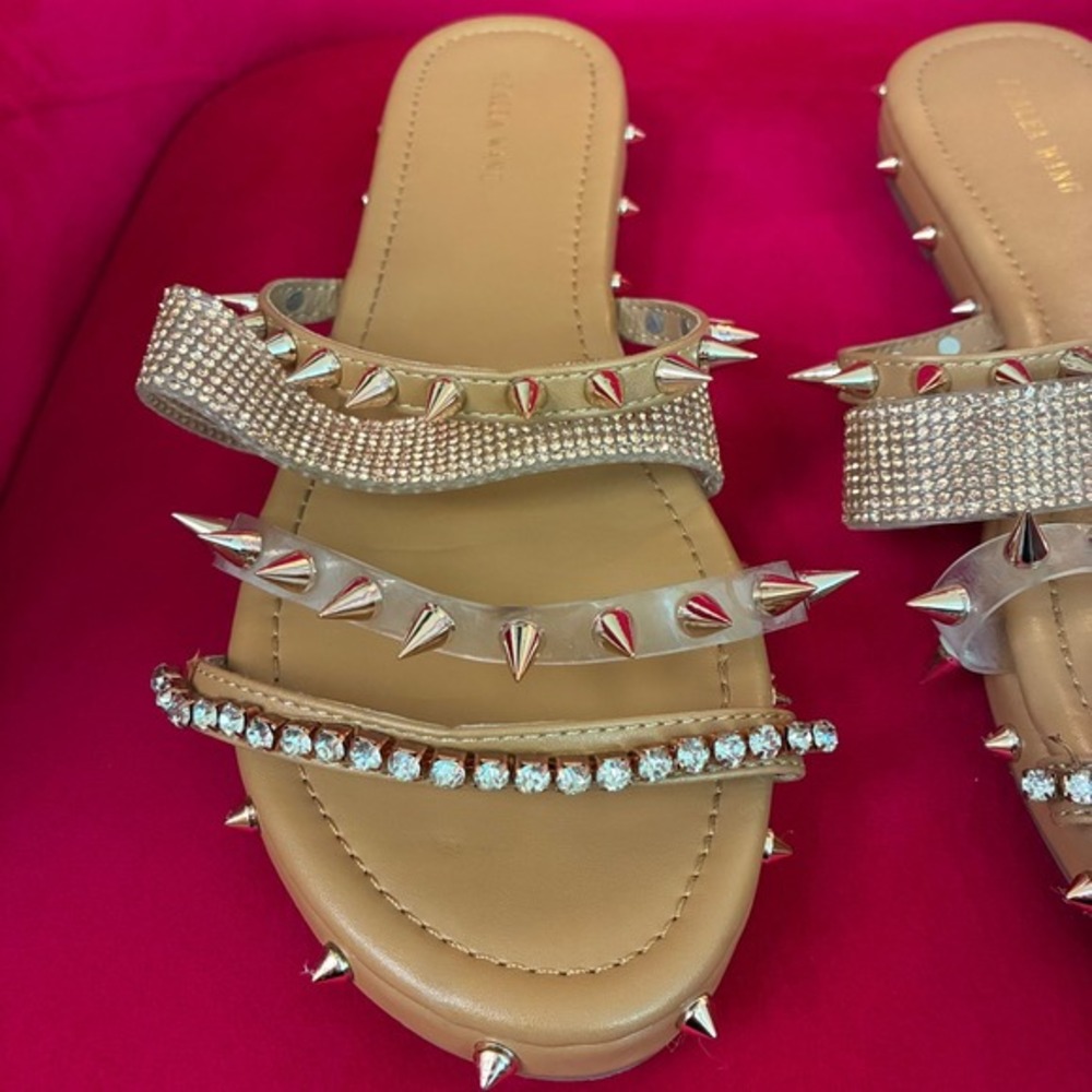Azalea Wang Tan Studded Rhinestone Slide Sandals Women's size 9 like new - Picture 5 of 7